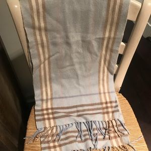 Burberry cashmere scarf